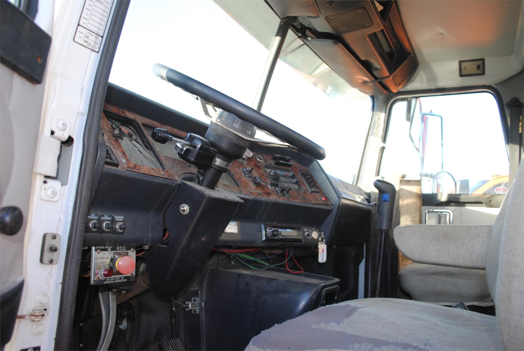 1998 FASSI F230SE Crane