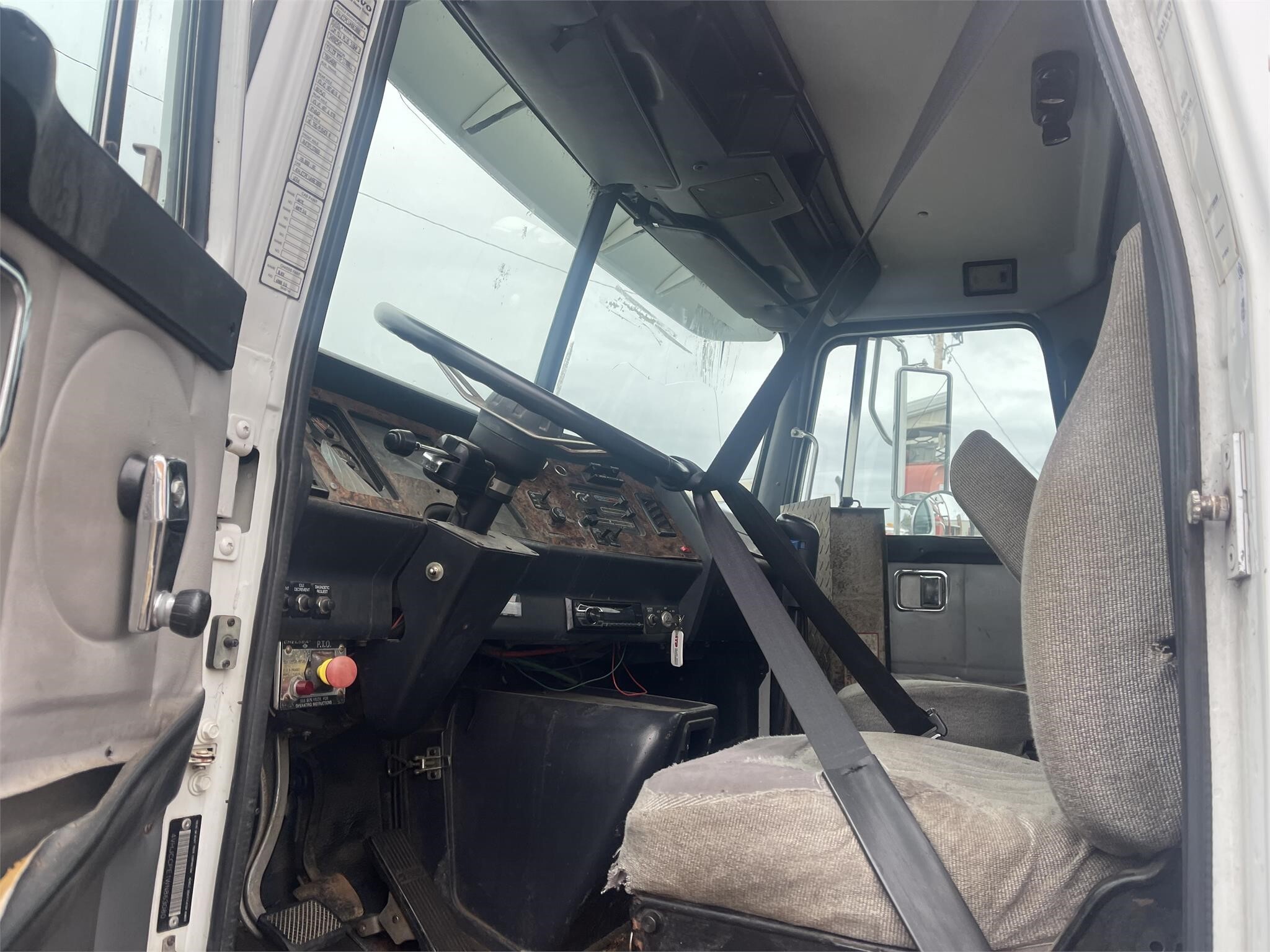 1998 FASSI F230SE Crane