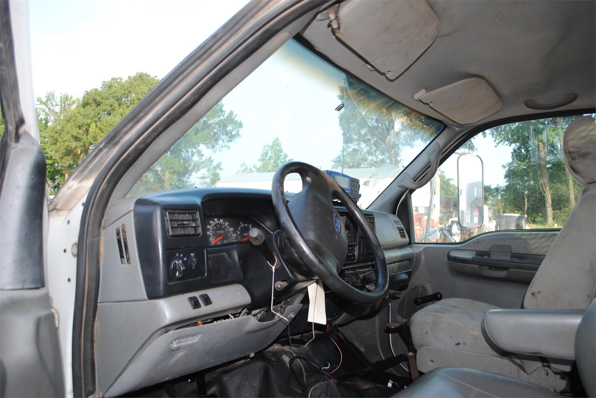 2004 Ford F-650 Pickup