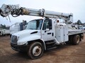 2005 Altec DM47TR Crane