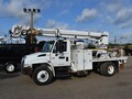 2005 Altec DM47TR Crane