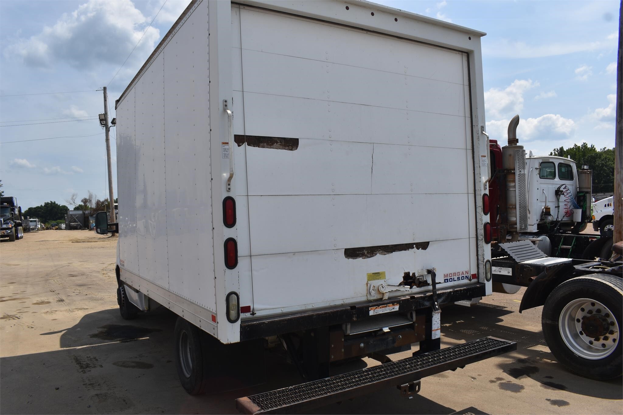 2014 Freightliner Sprinter 3500 Box Trucks/Trailer