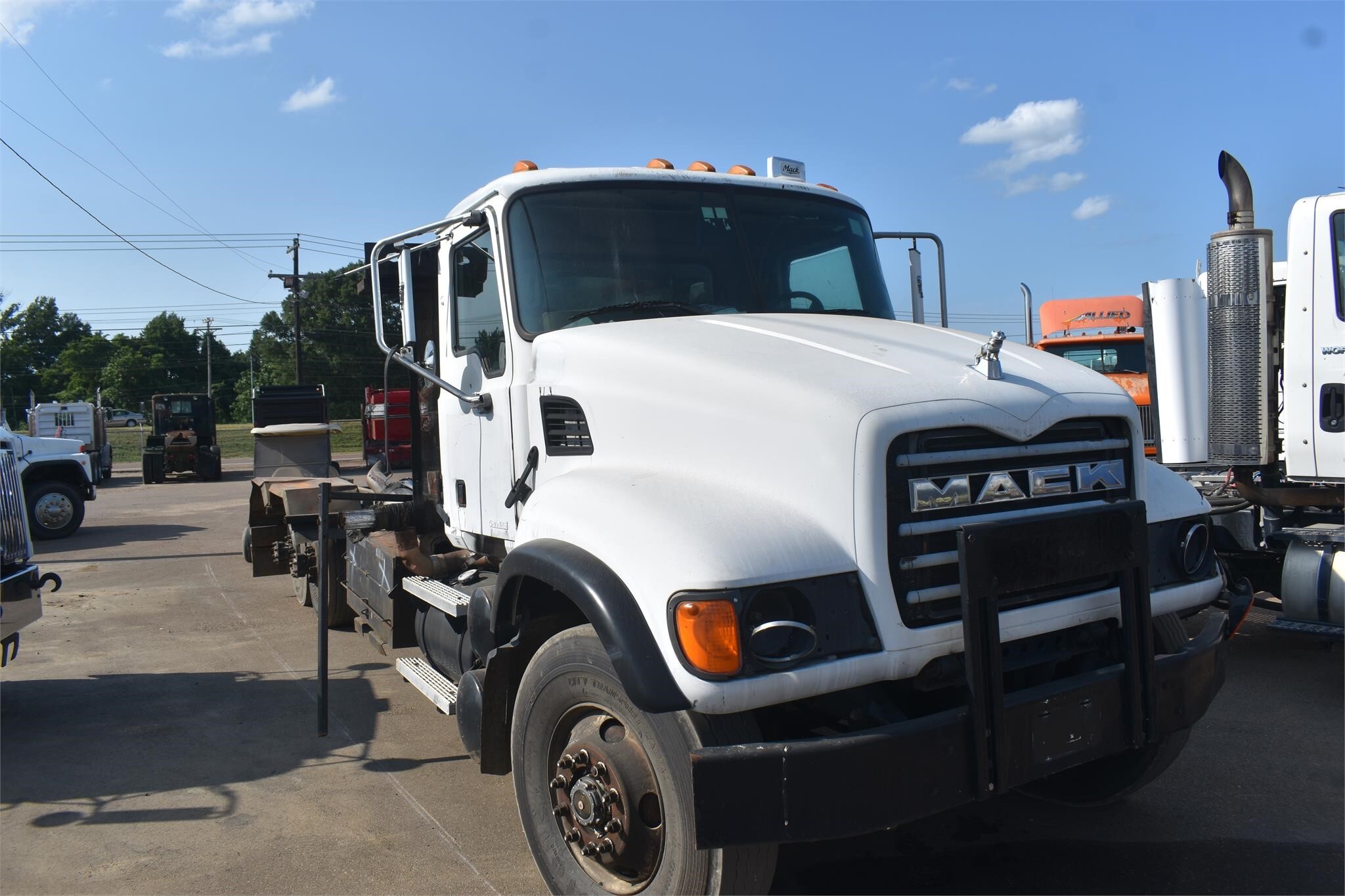 2003 Mack Granite CV713 Dump Trucks/Trailer
