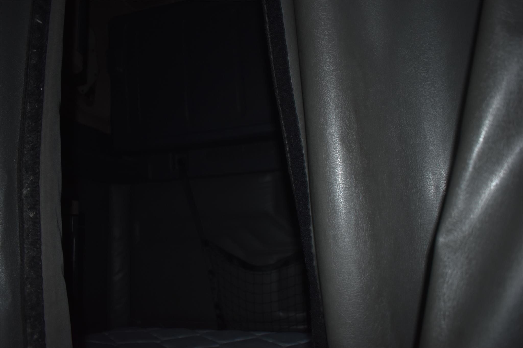 2016 Freightliner Cascadia 125 Semi Trucks/Trailer