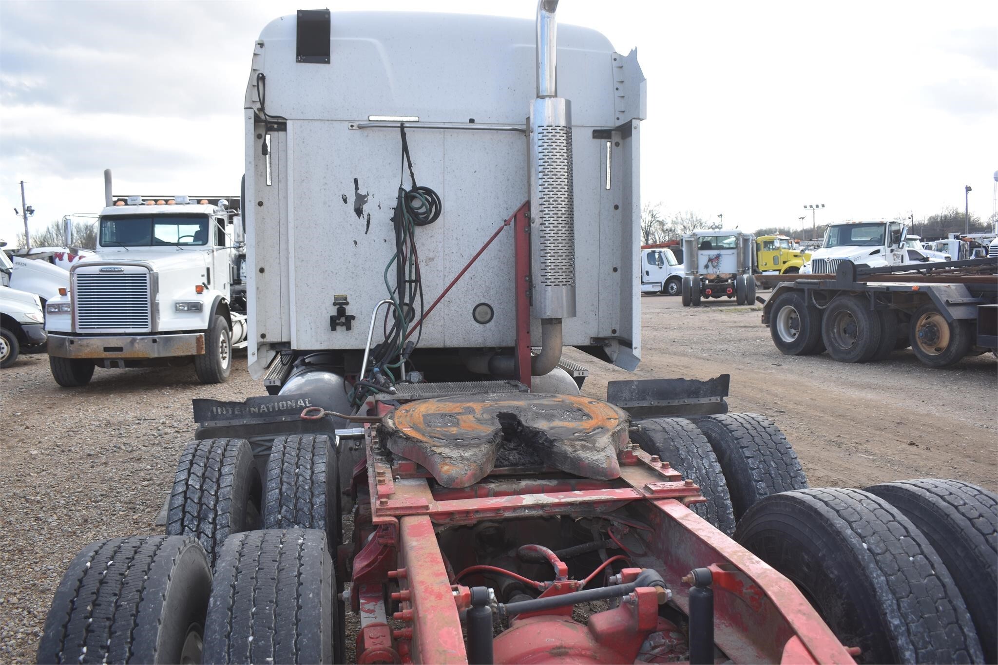 2004 Mack VISION CX613 Semi Trucks/Trailer