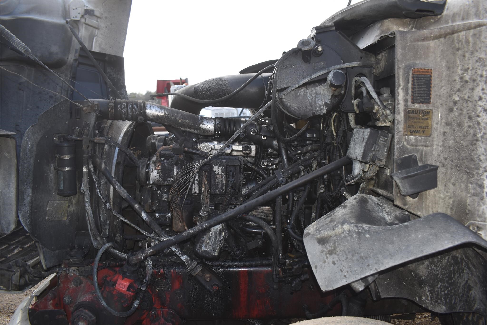 2004 Mack VISION CX613 Semi Trucks/Trailer