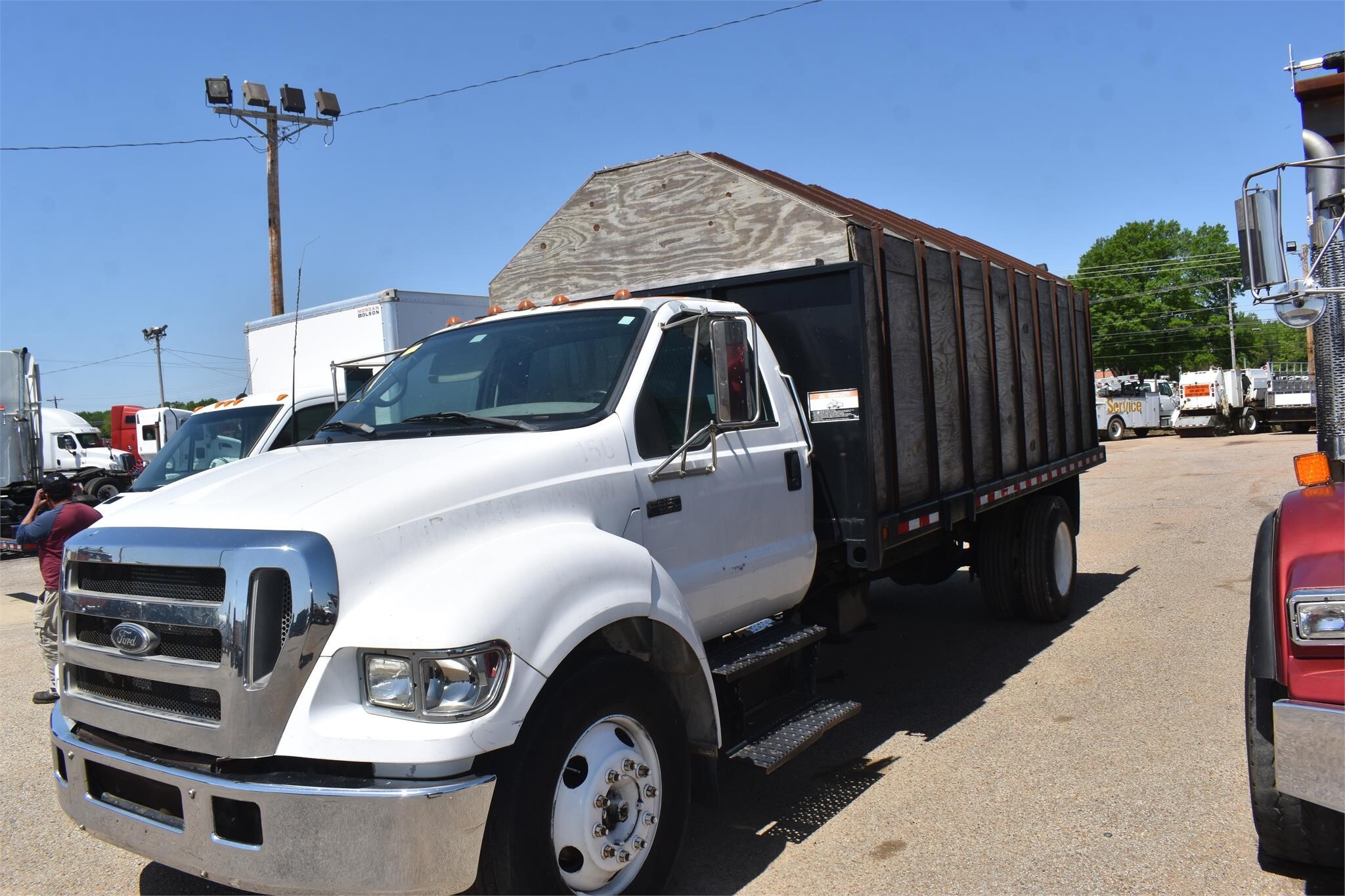 2005 Ford F-650 Pickup