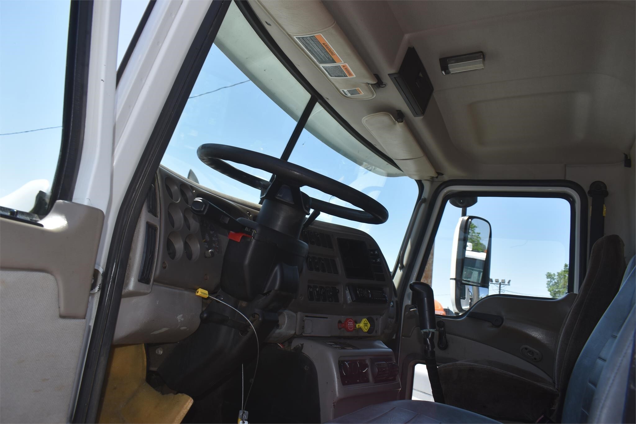 2005 Mack VISION CXN612 Semi Trucks/Trailer