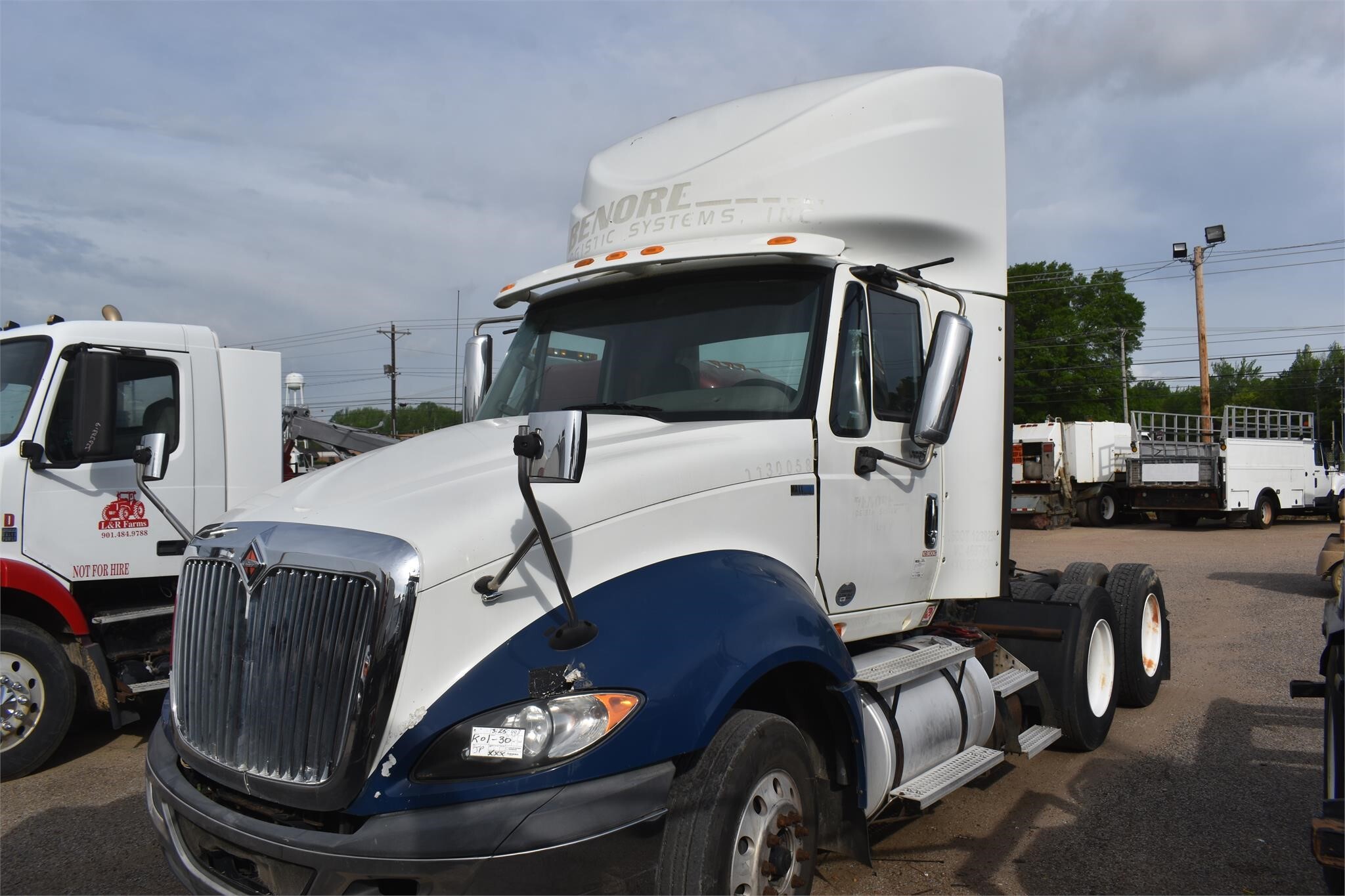 2013 International ProStar Semi Trucks/Trailer