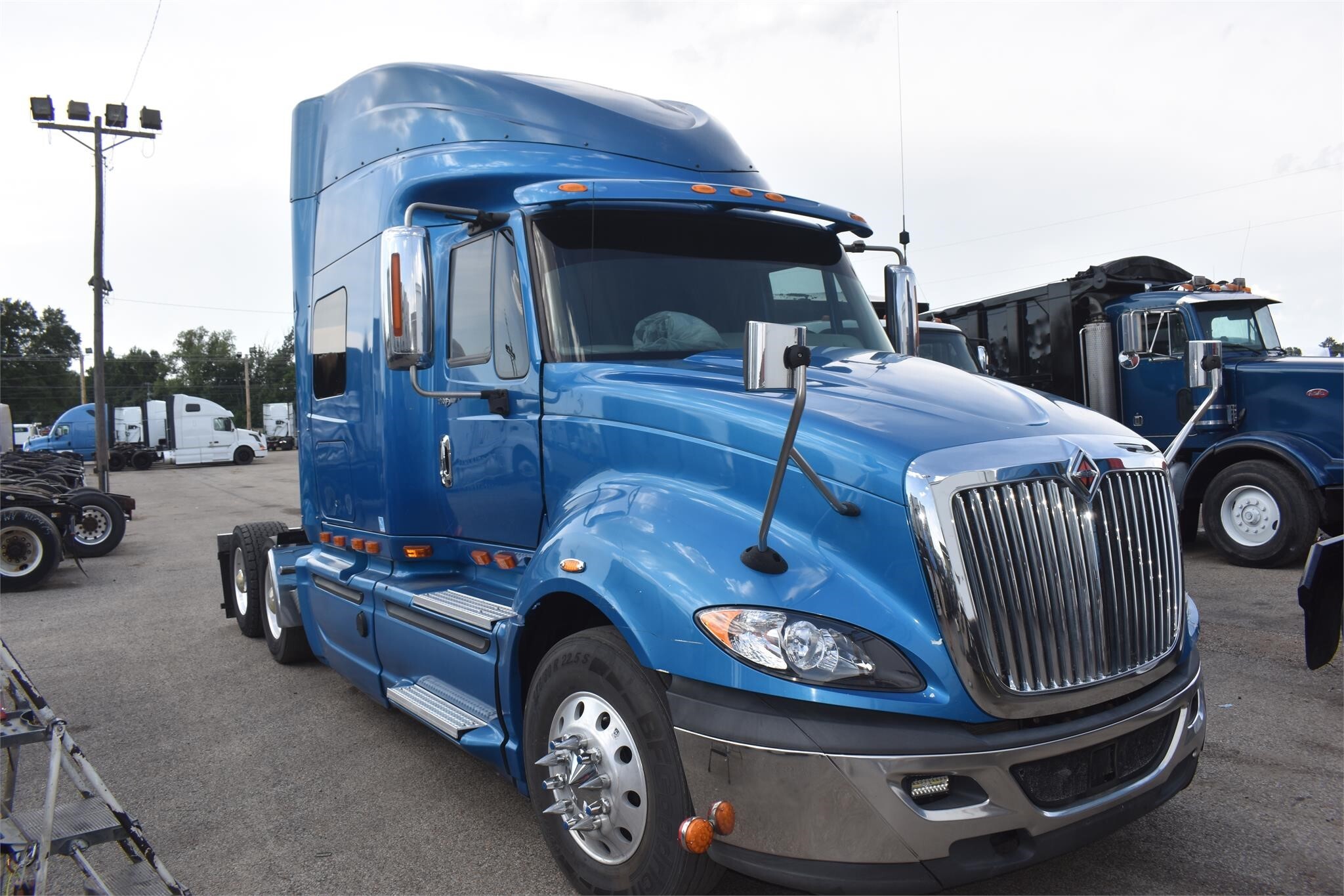 2014 International ProStar Semi Trucks/Trailer
