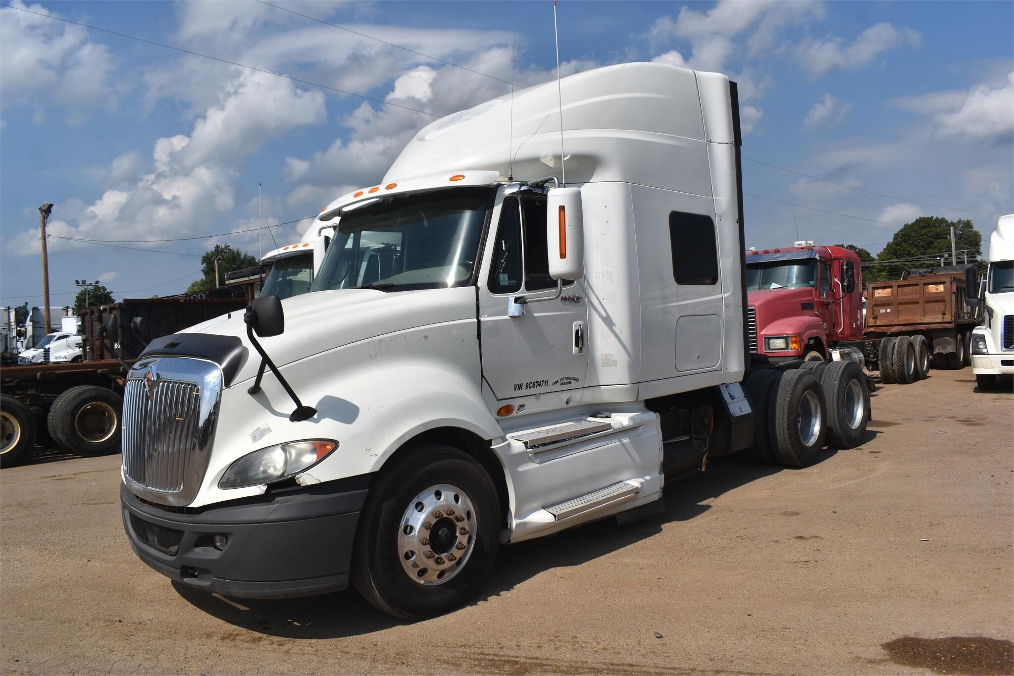 2009 International ProStar Semi Trucks/Trailer