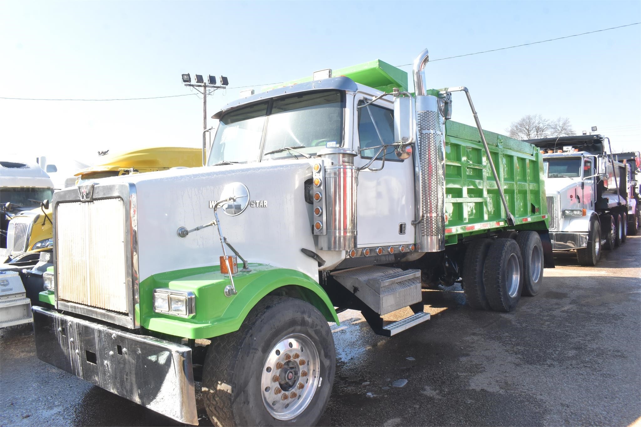 2006 Western Star 4900FA Semi Trucks/Trailer