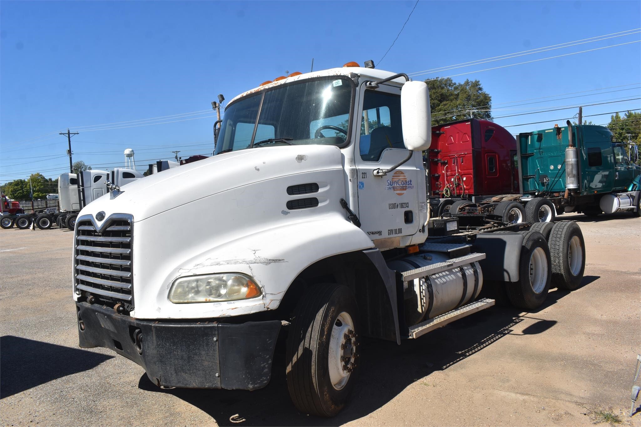 2006 Mack VISION CXN613 Semi Trucks/Trailer