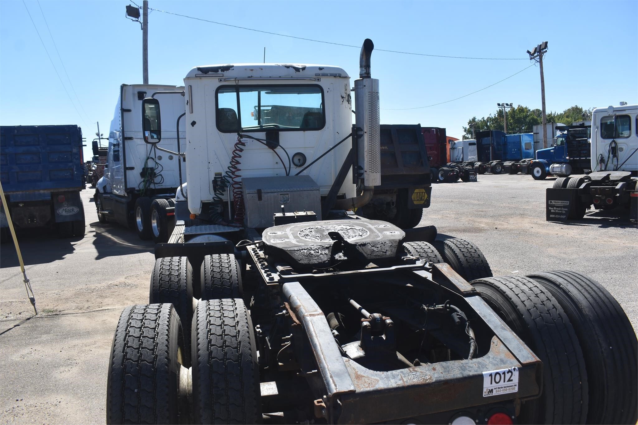 2006 Mack VISION CXN613 Semi Trucks/Trailer