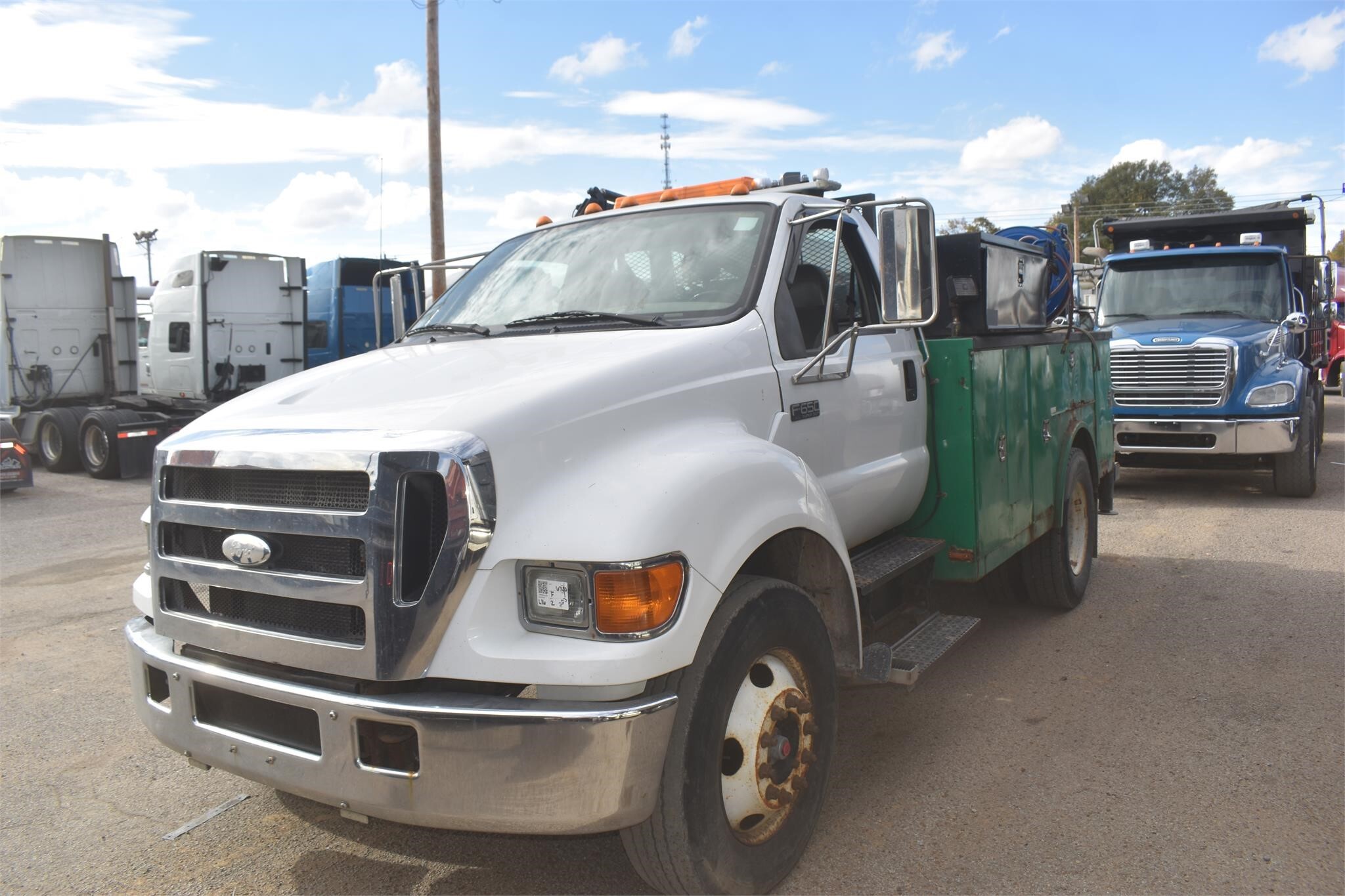 2006 Ford F-650 Pickup