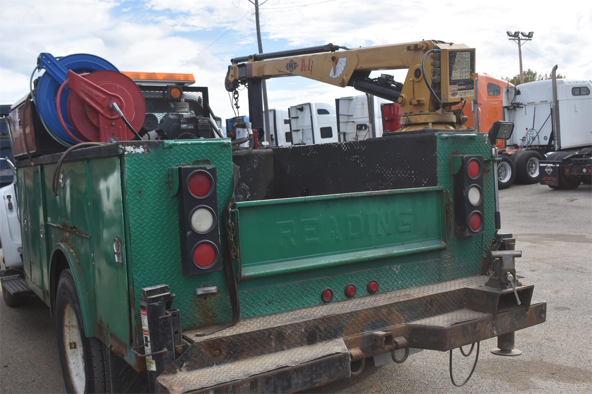 2006 Ford F-650 Pickup