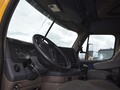2011 Freightliner Cascadia 125 Semi Trucks/Trailer