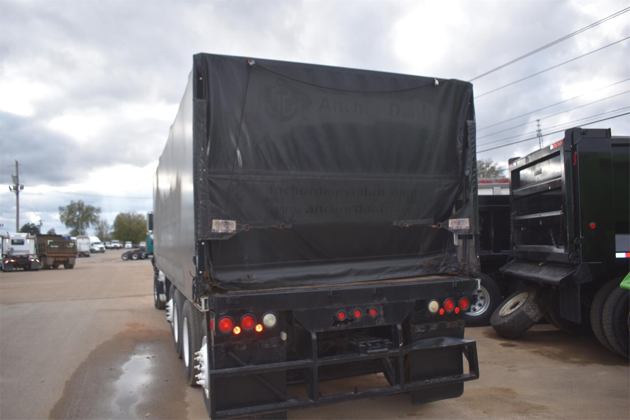 2004 Mack Granite CV713 Dump Trucks/Trailer