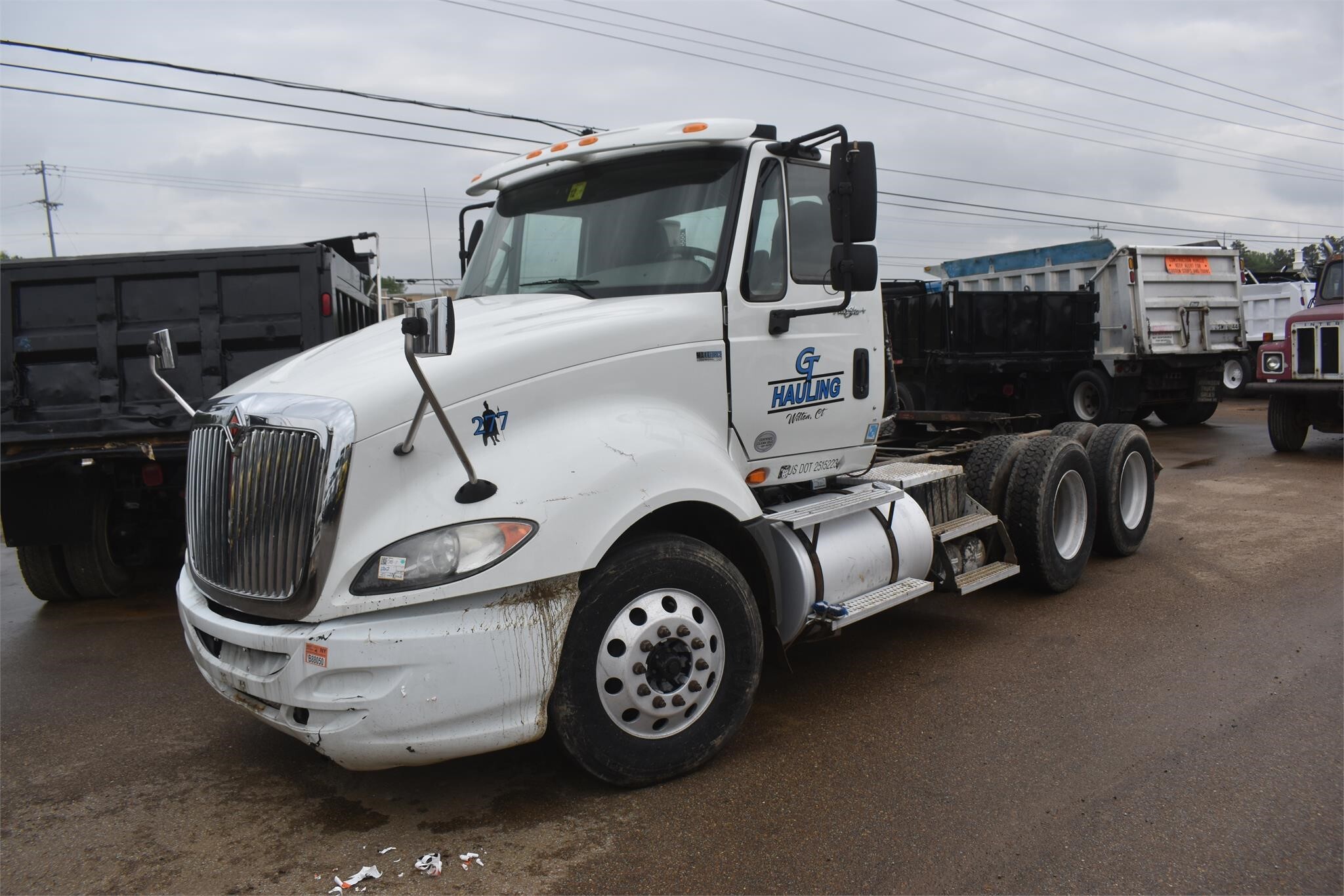 2013 International ProStar Semi Trucks/Trailer