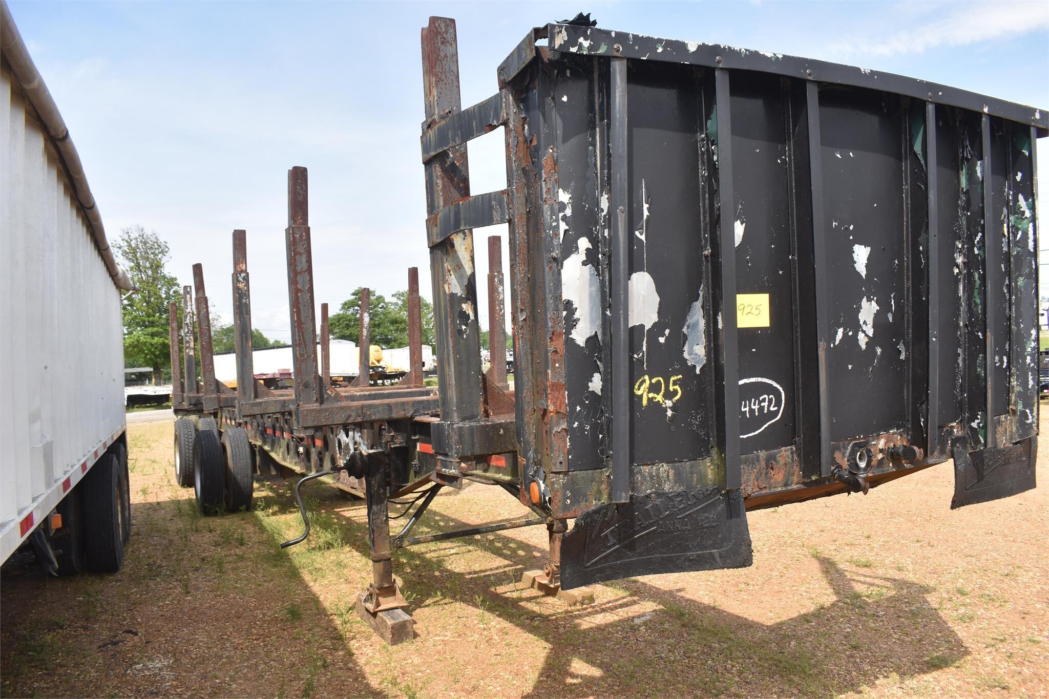 1990 Pitts 40 FT LOG TRAILER Forestry and Mining