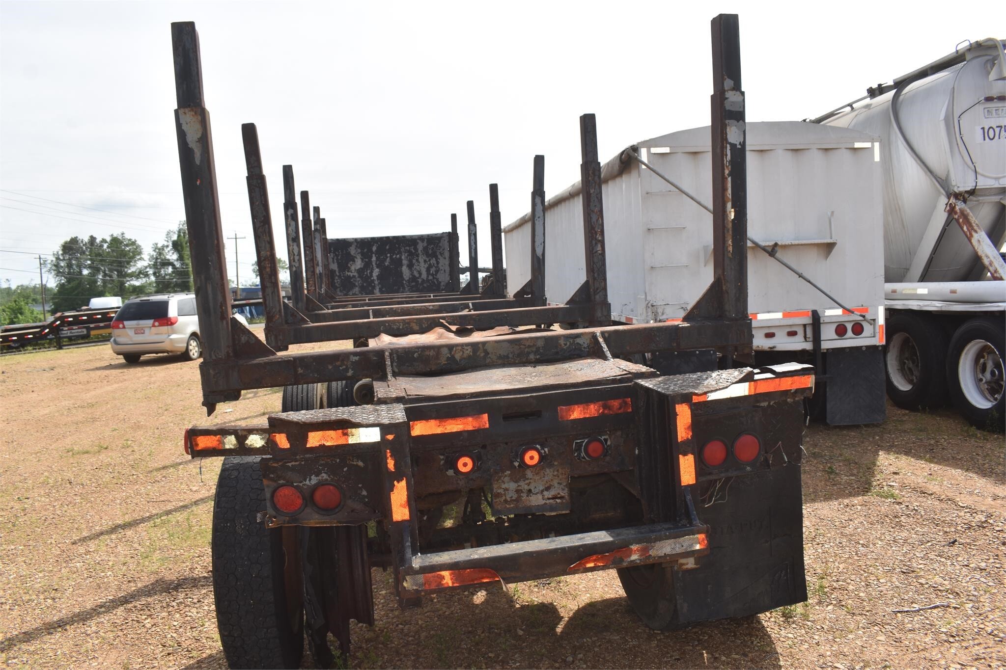 1990 Pitts 40 FT LOG TRAILER Forestry and Mining