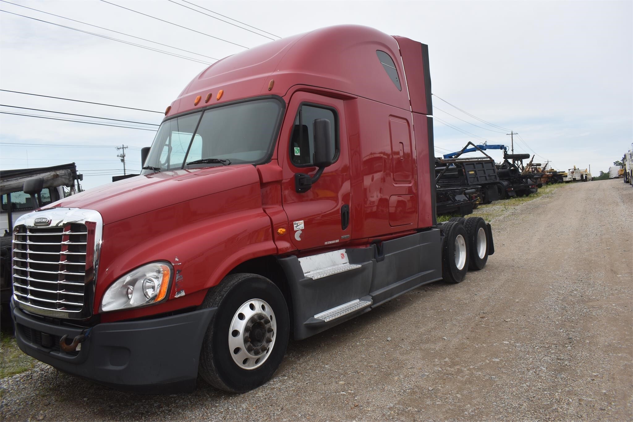 2014 Freightliner Cascadia 125 Semi Trucks/Trailer