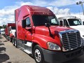 2014 Freightliner Cascadia 125 Semi Trucks/Trailer