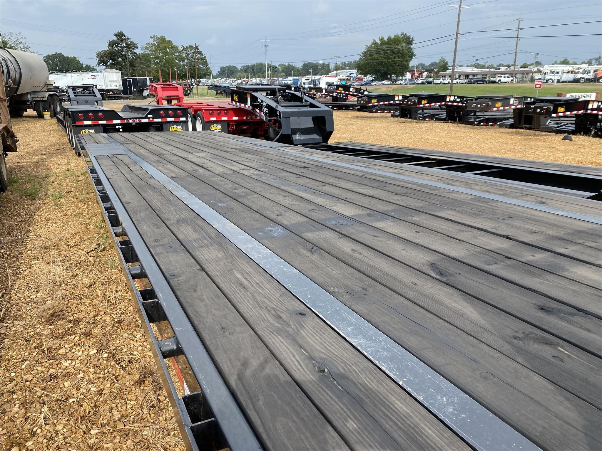 2022 LONE STAR TRAILER MFG 32' GOOSENECK Flatbed Trucks/Trailer ...