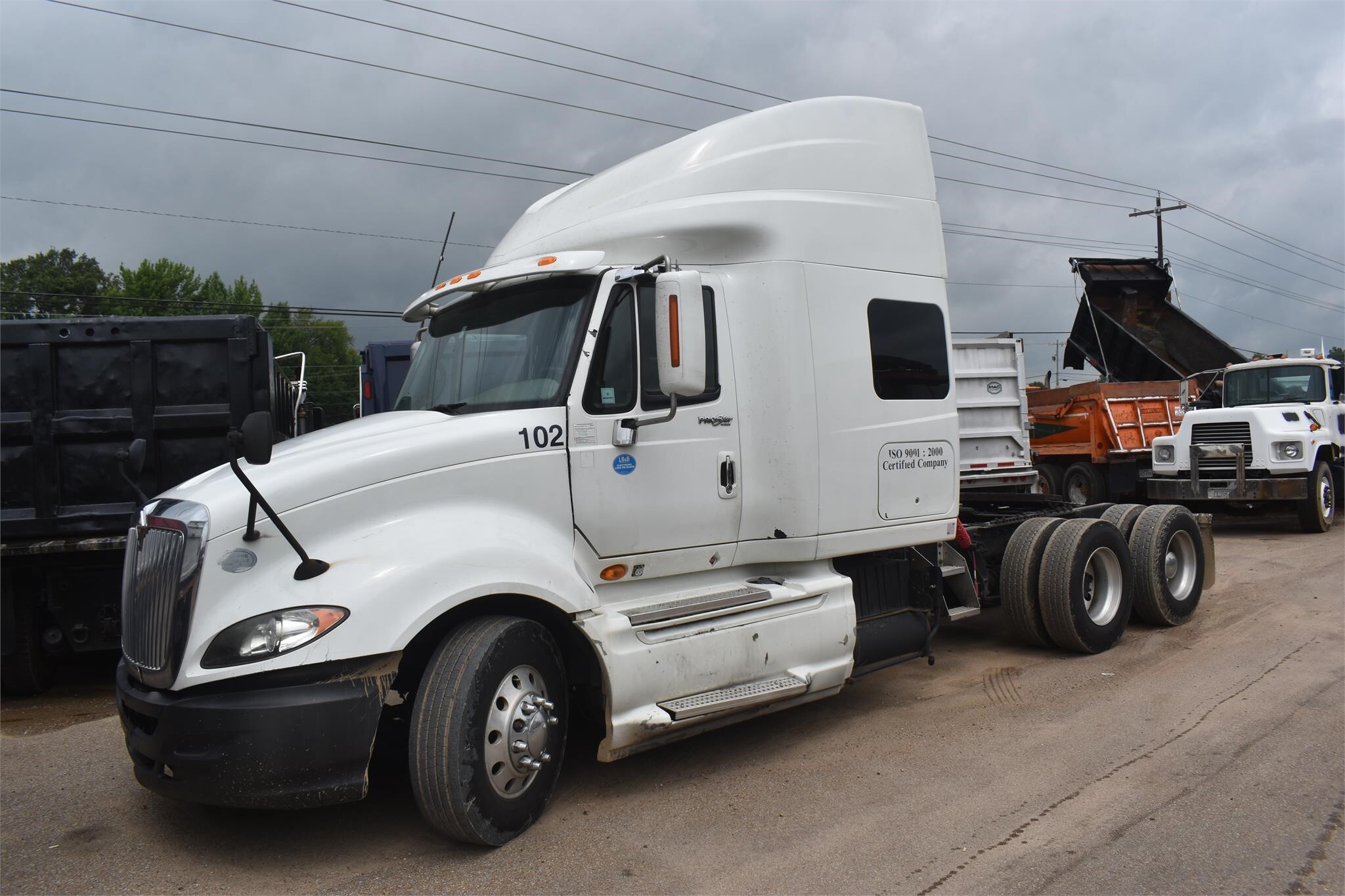 2009 International ProStar Semi Trucks/Trailer