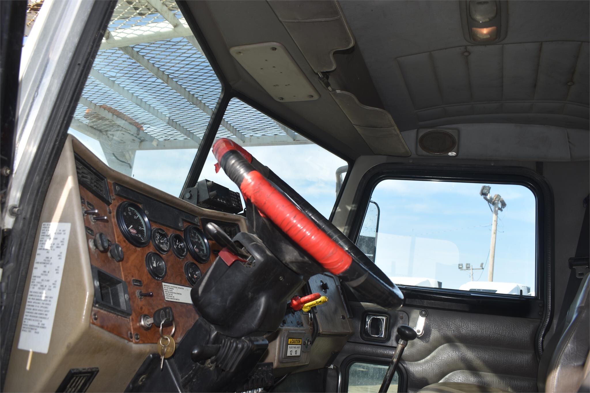 2007 LIFT-ALL LOM55-2MS Crane