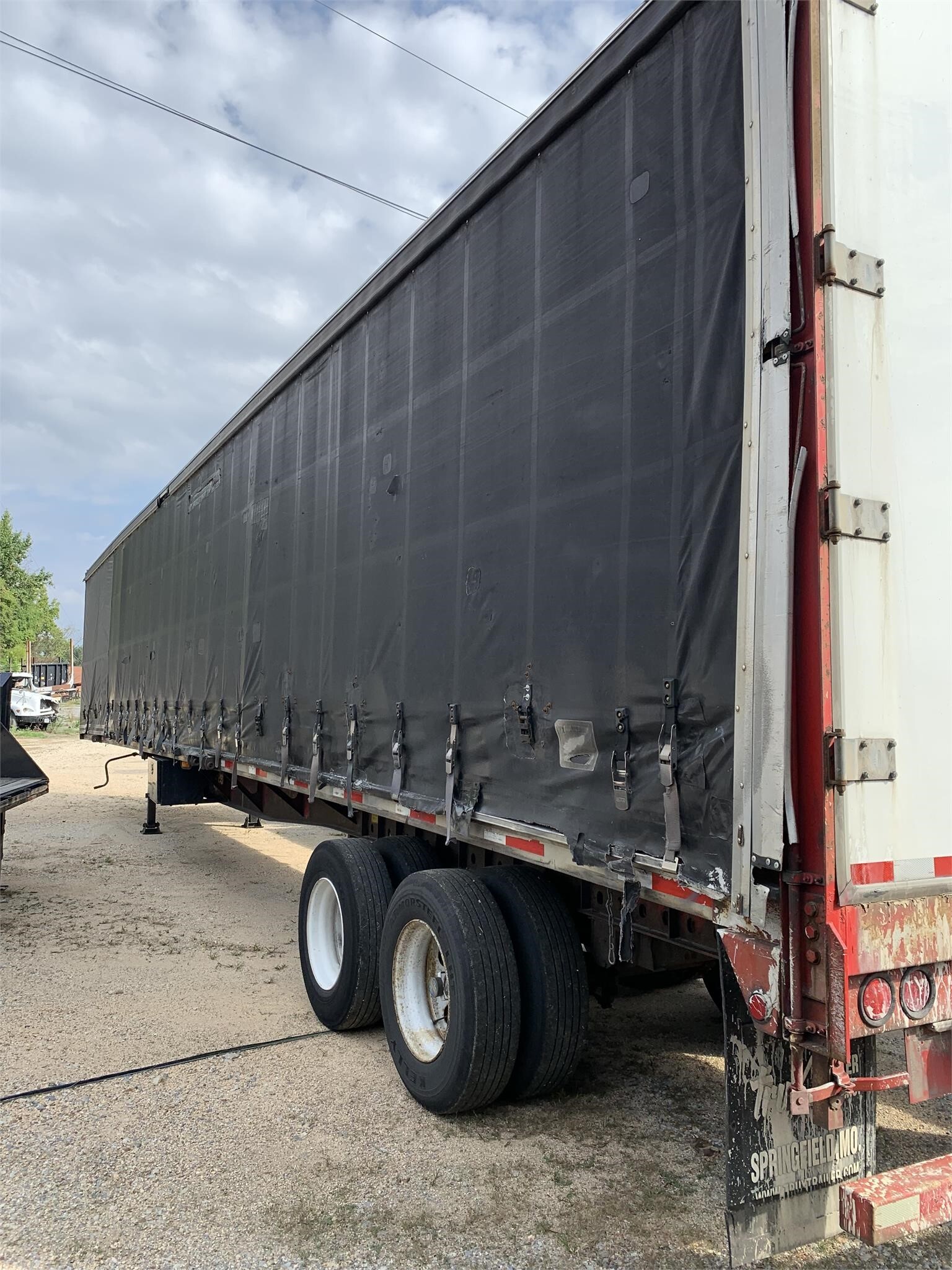 1998 NuVan 53 FT CURTAIN SIDE Box Trucks/Trailer