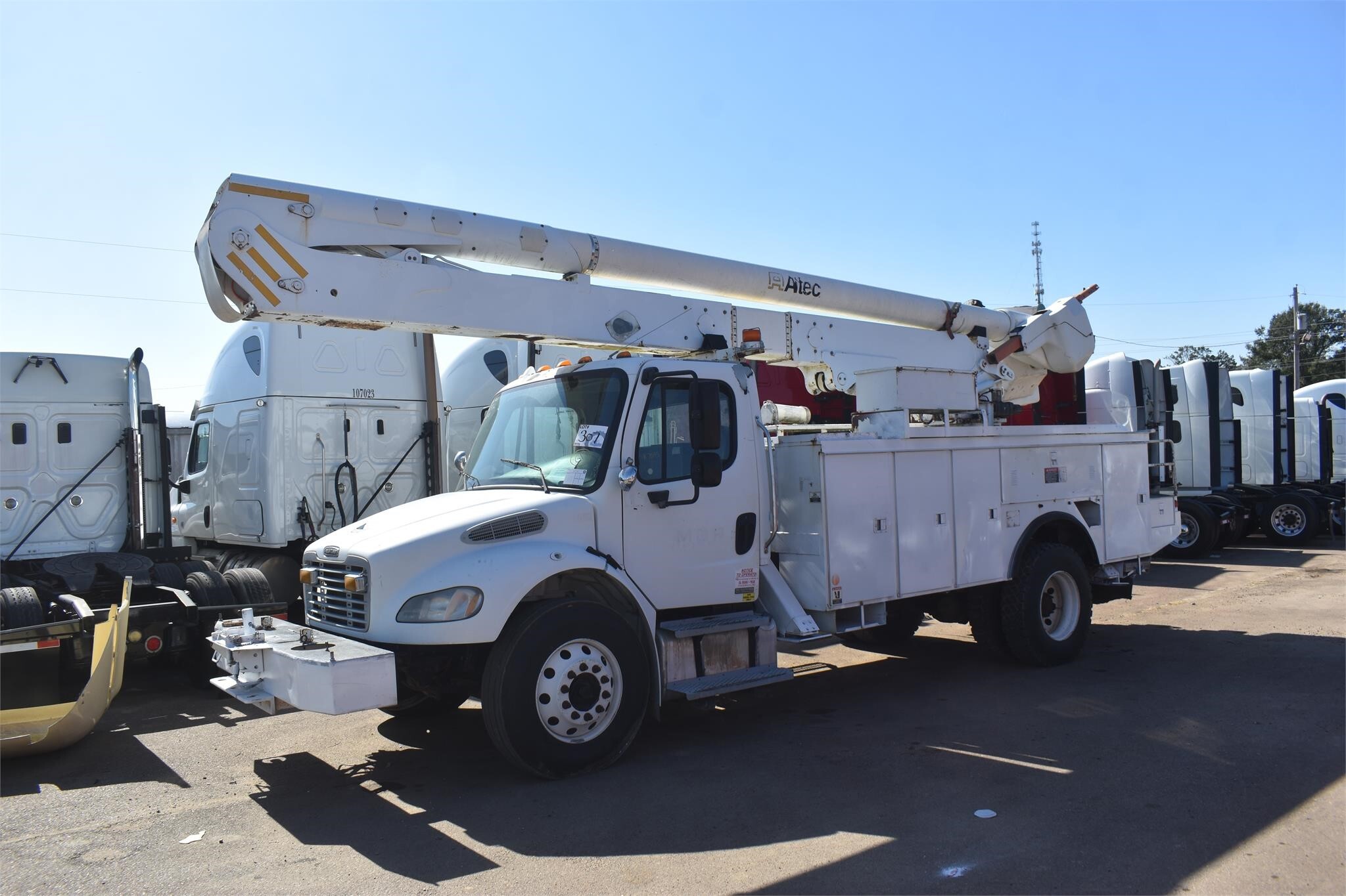 2008 Altec AA55 Crane