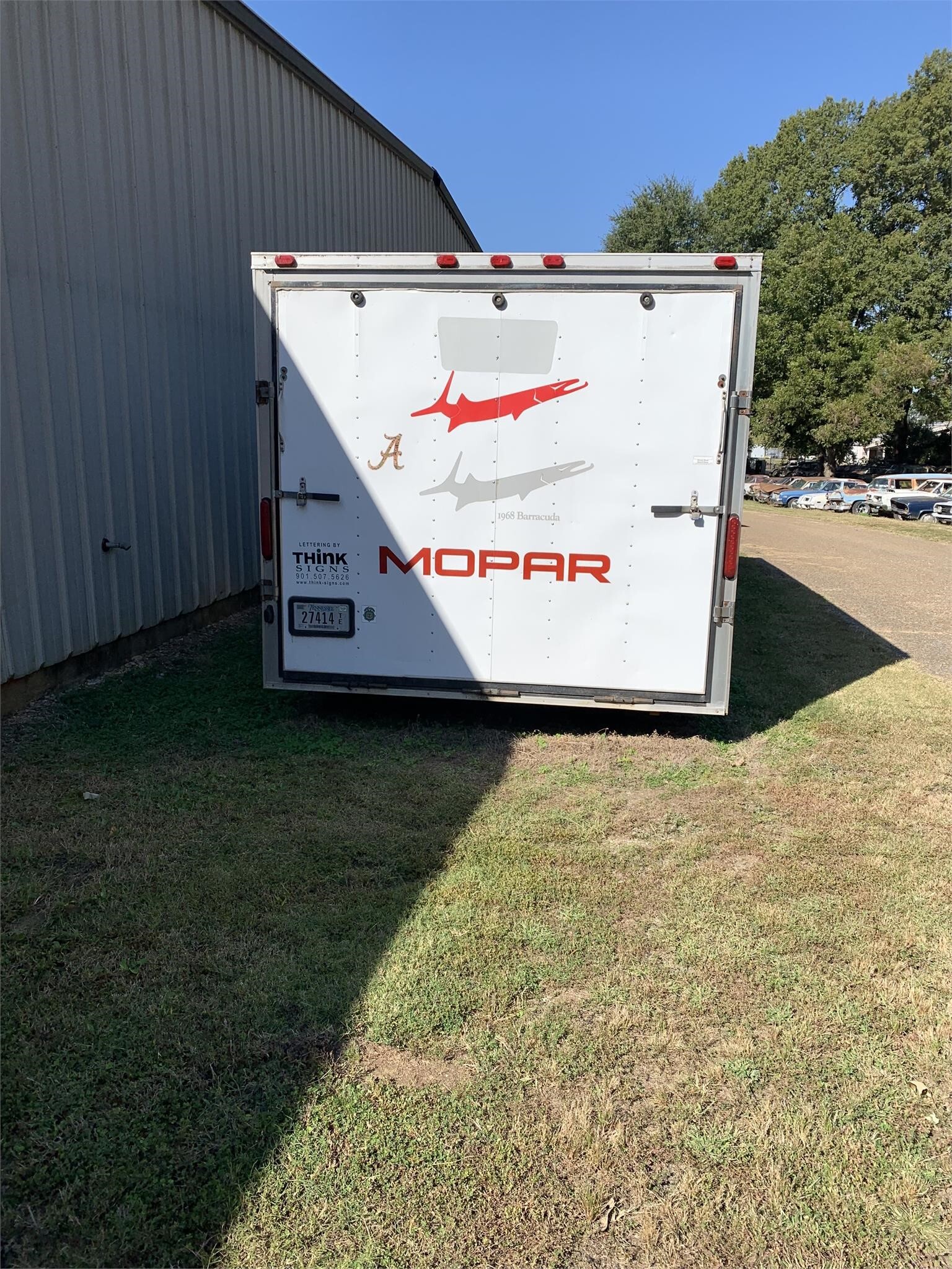 2006 VINTAGE TRAILERS 28 FT CAR TRAILER Box Trucks/Trailer