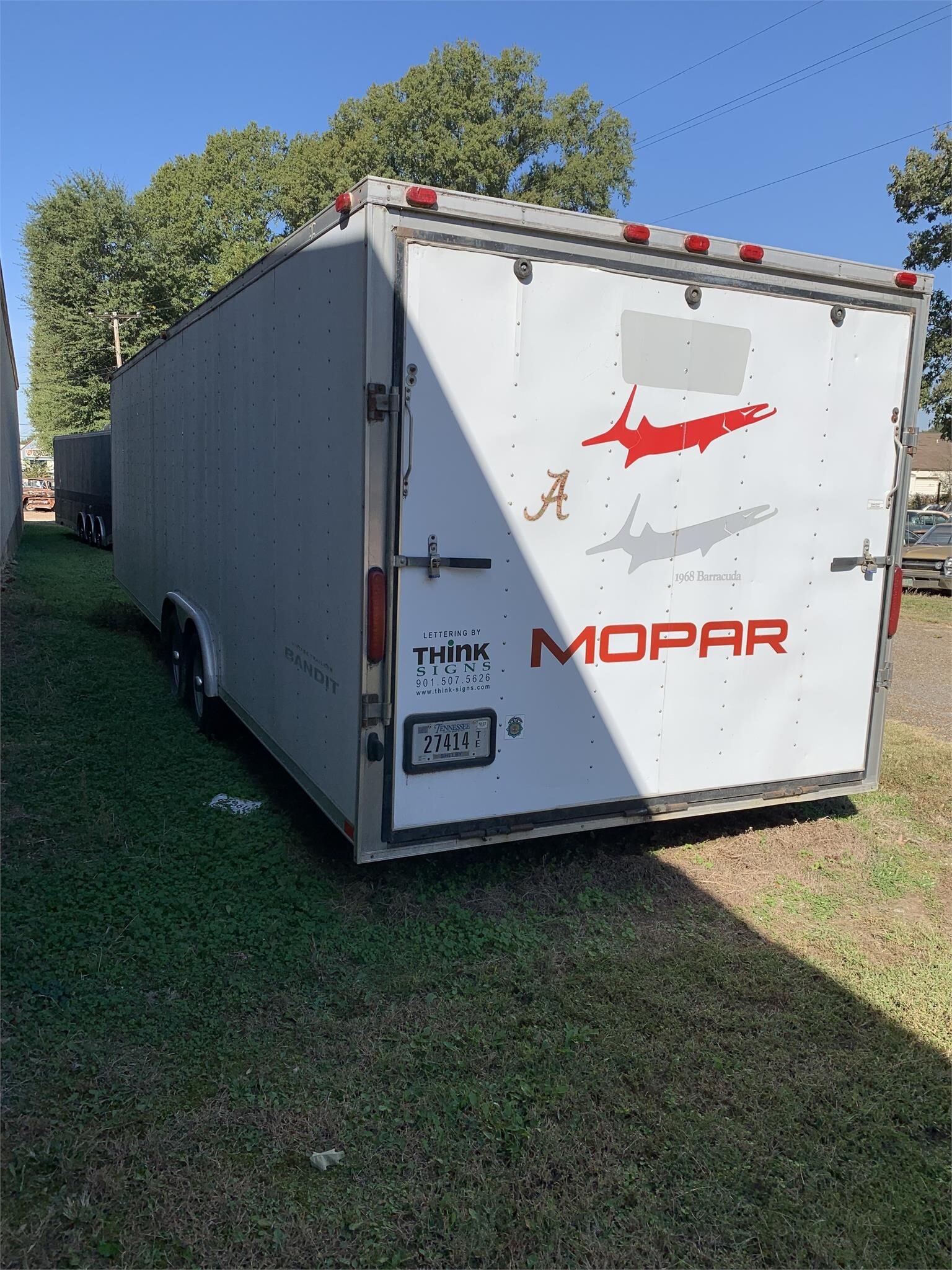 2006 VINTAGE TRAILERS 28 FT CAR TRAILER Box Trucks/Trailer