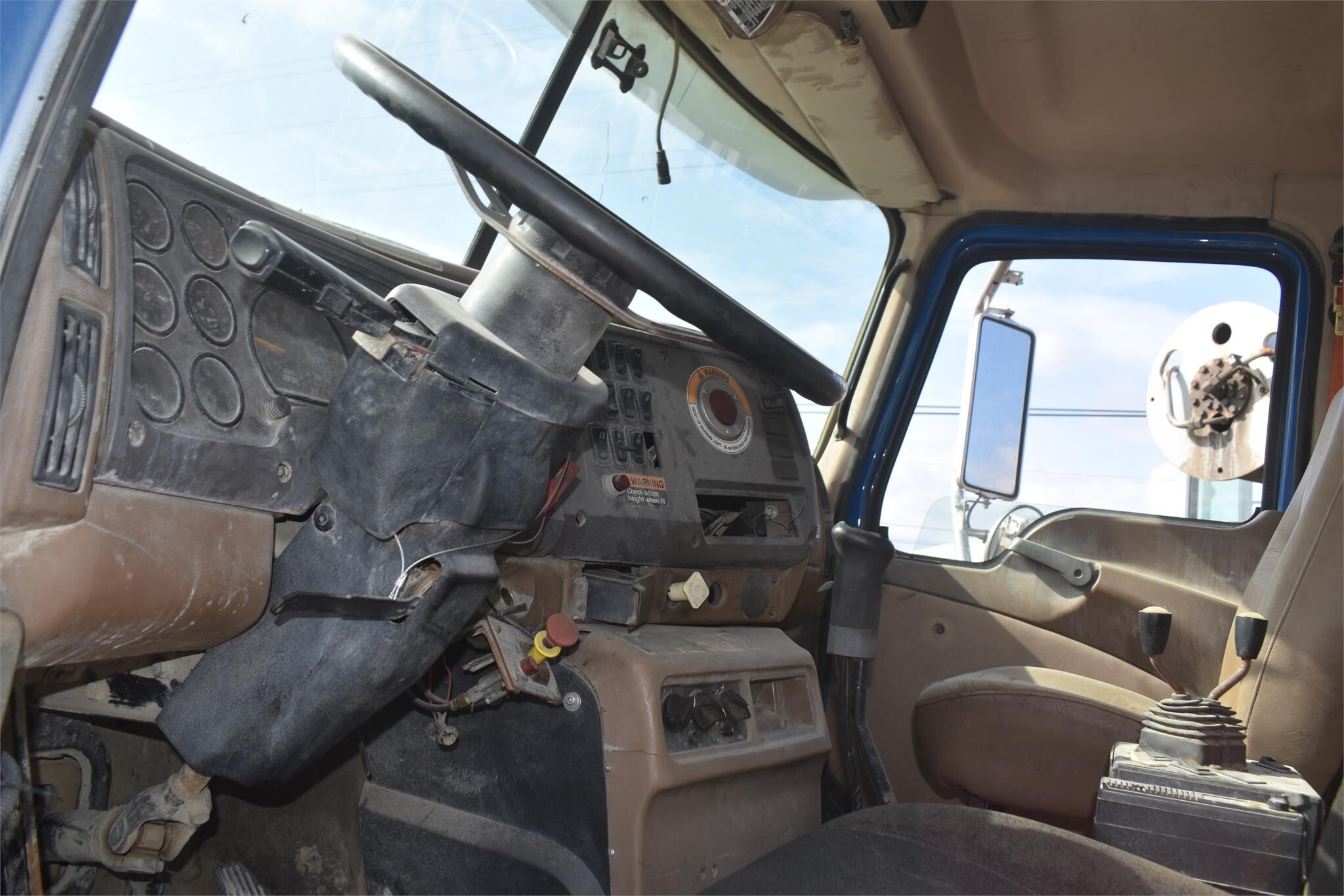 2007 Mack Granite CV713 Dump Trucks/Trailer