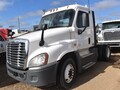 2015 Freightliner Cascadia 125 Semi Trucks/Trailer