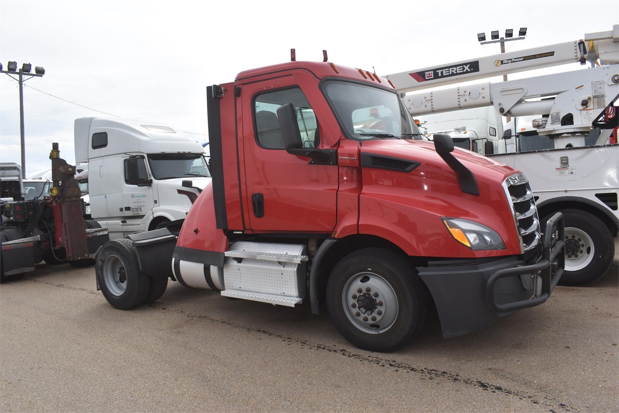 2021 Freightliner CASCADIA 116 Semi Trucks/Trailer