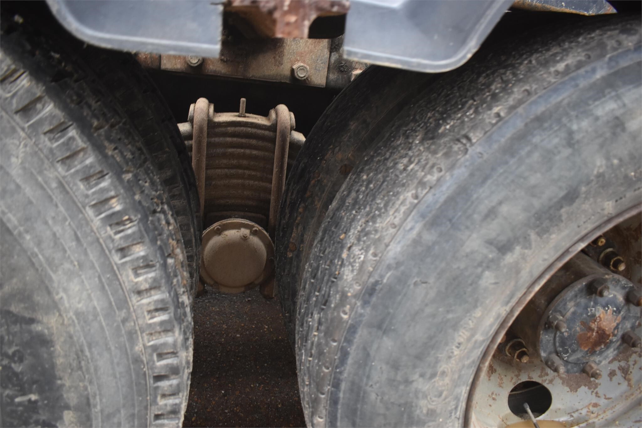 1997 Mack CH613 Semi Trucks/Trailer