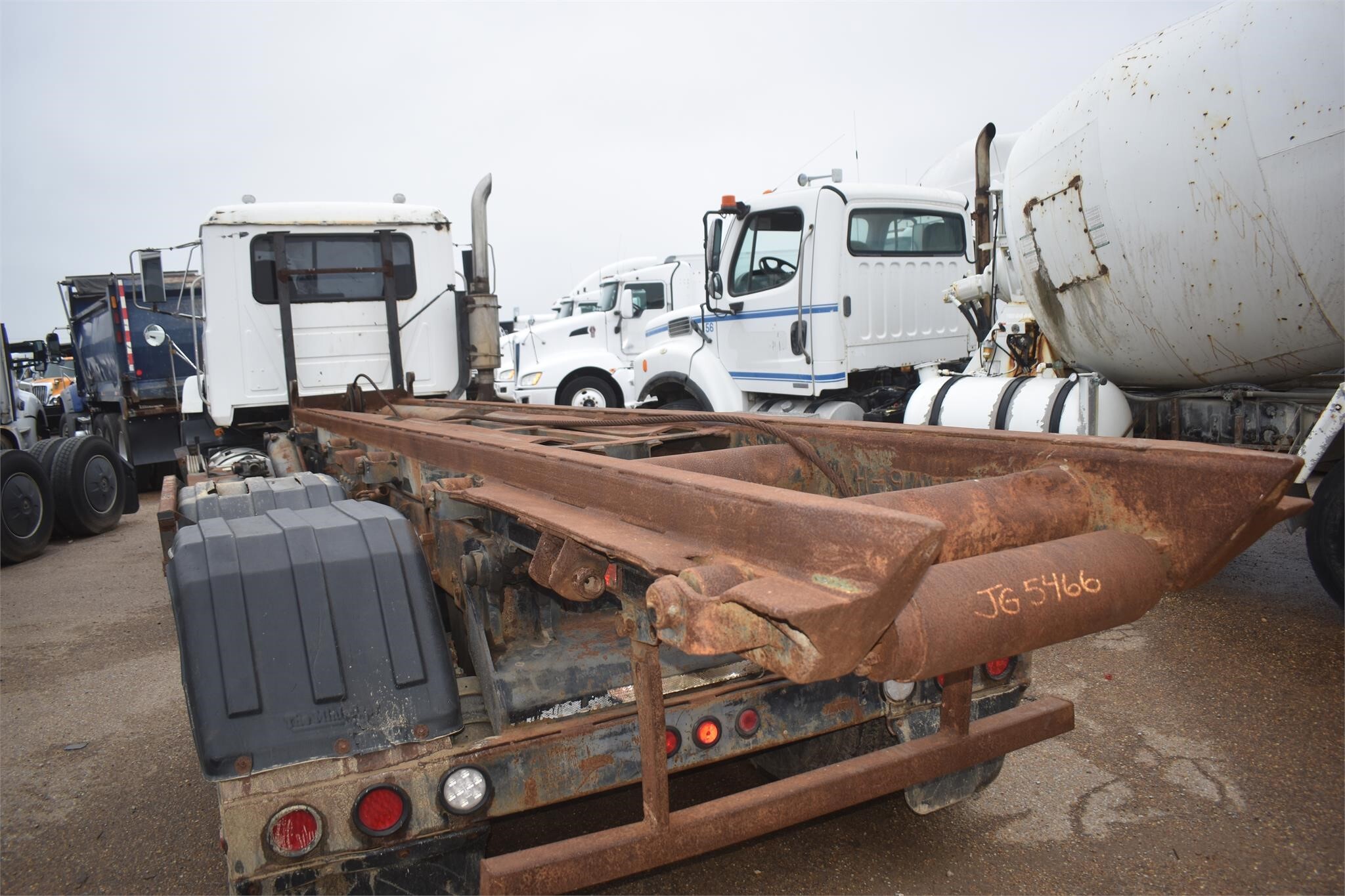 1997 Mack CH613 Semi Trucks/Trailer