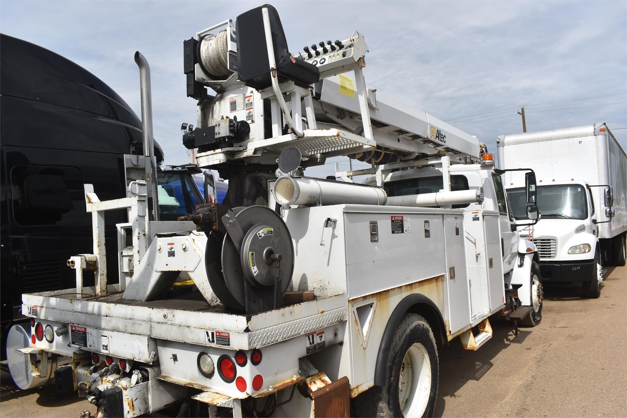 2012 Altec DM47T Crane