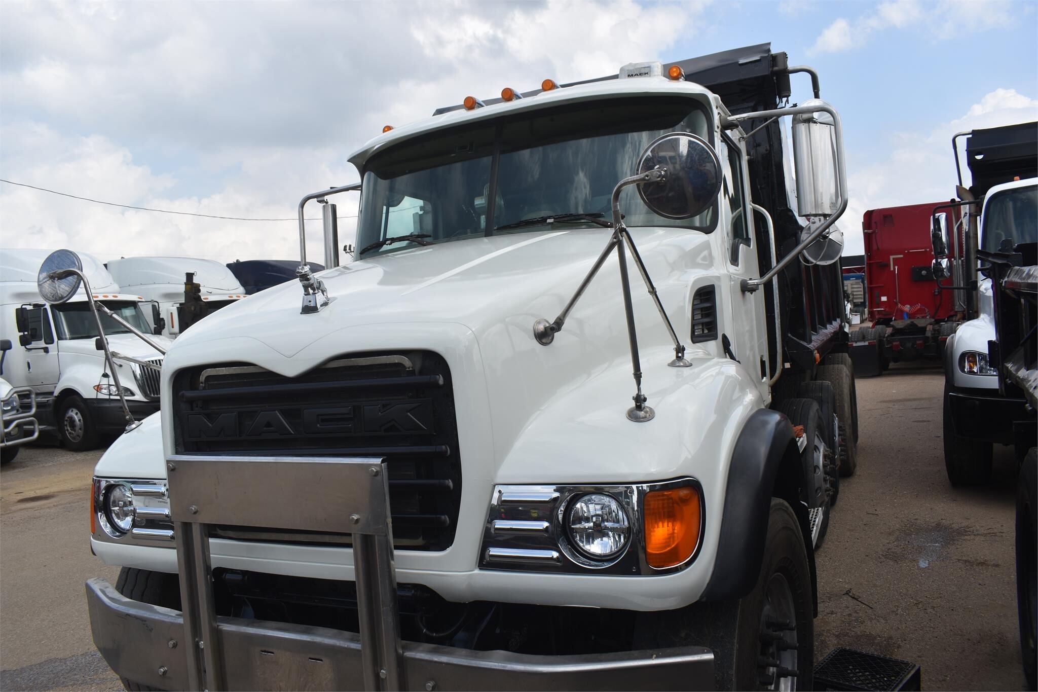 2007 Mack Granite CV713 Dump Trucks/Trailer