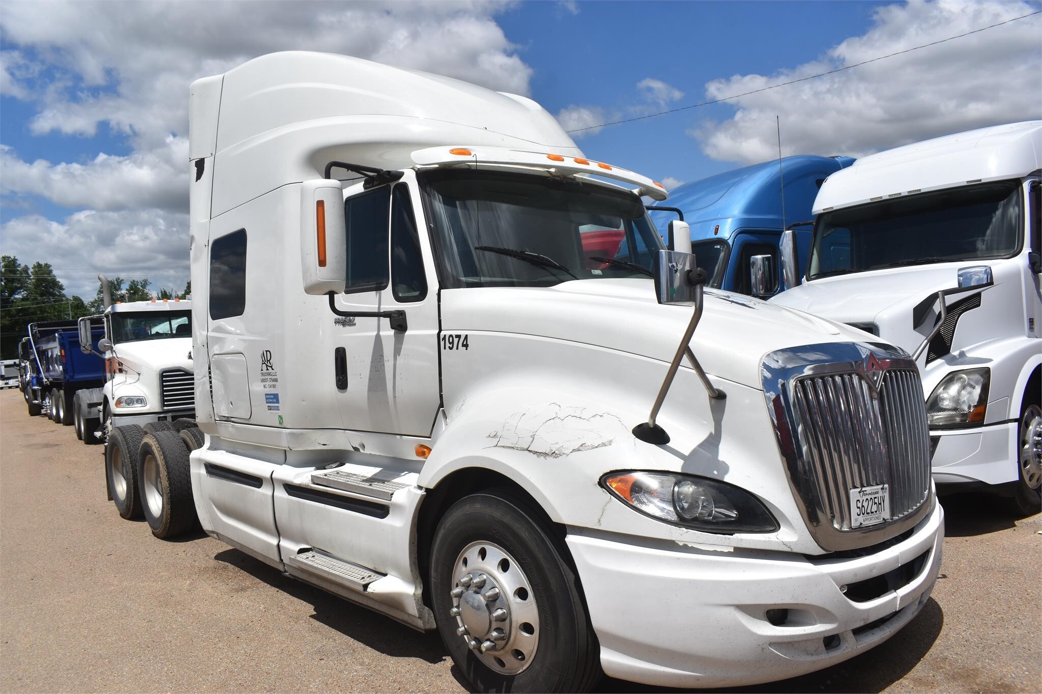 2011 International ProStar Semi Trucks/Trailer