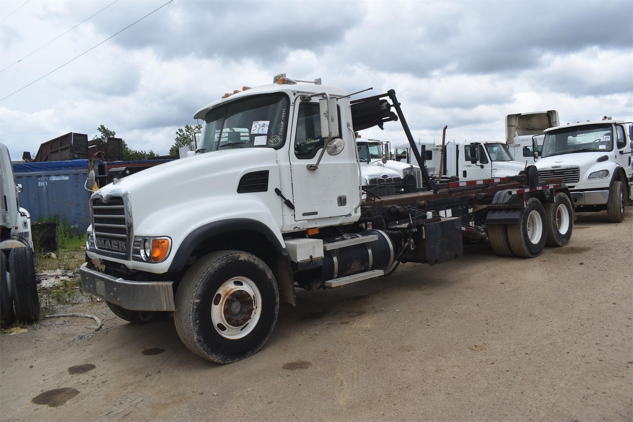2005 Mack Granite CV713 Dump Trucks/Trailer