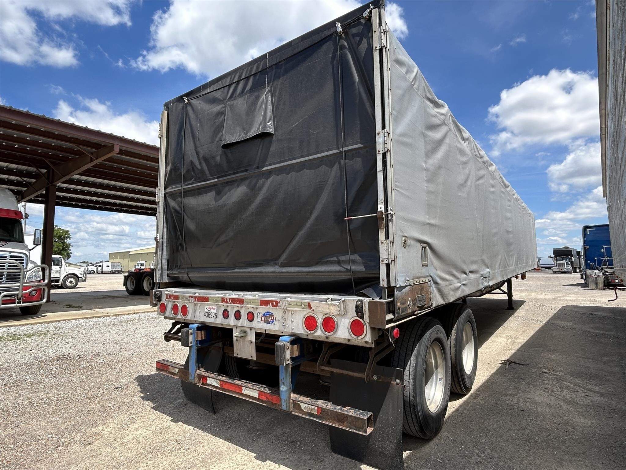2006 Utility 48 FT COVERED WAGON Box Trucks/Trailer