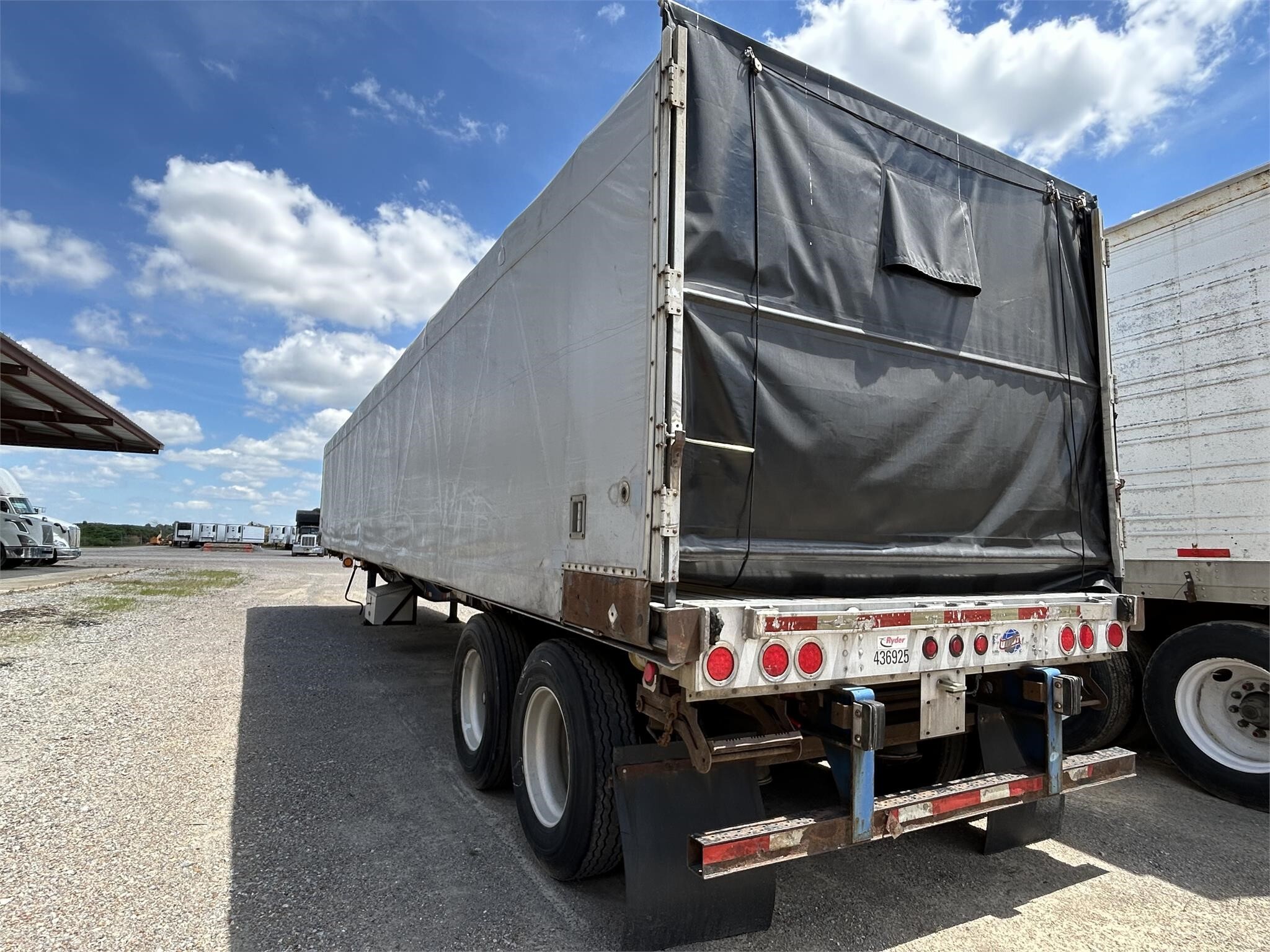 2006 Utility 48 FT COVERED WAGON Box Trucks/Trailer