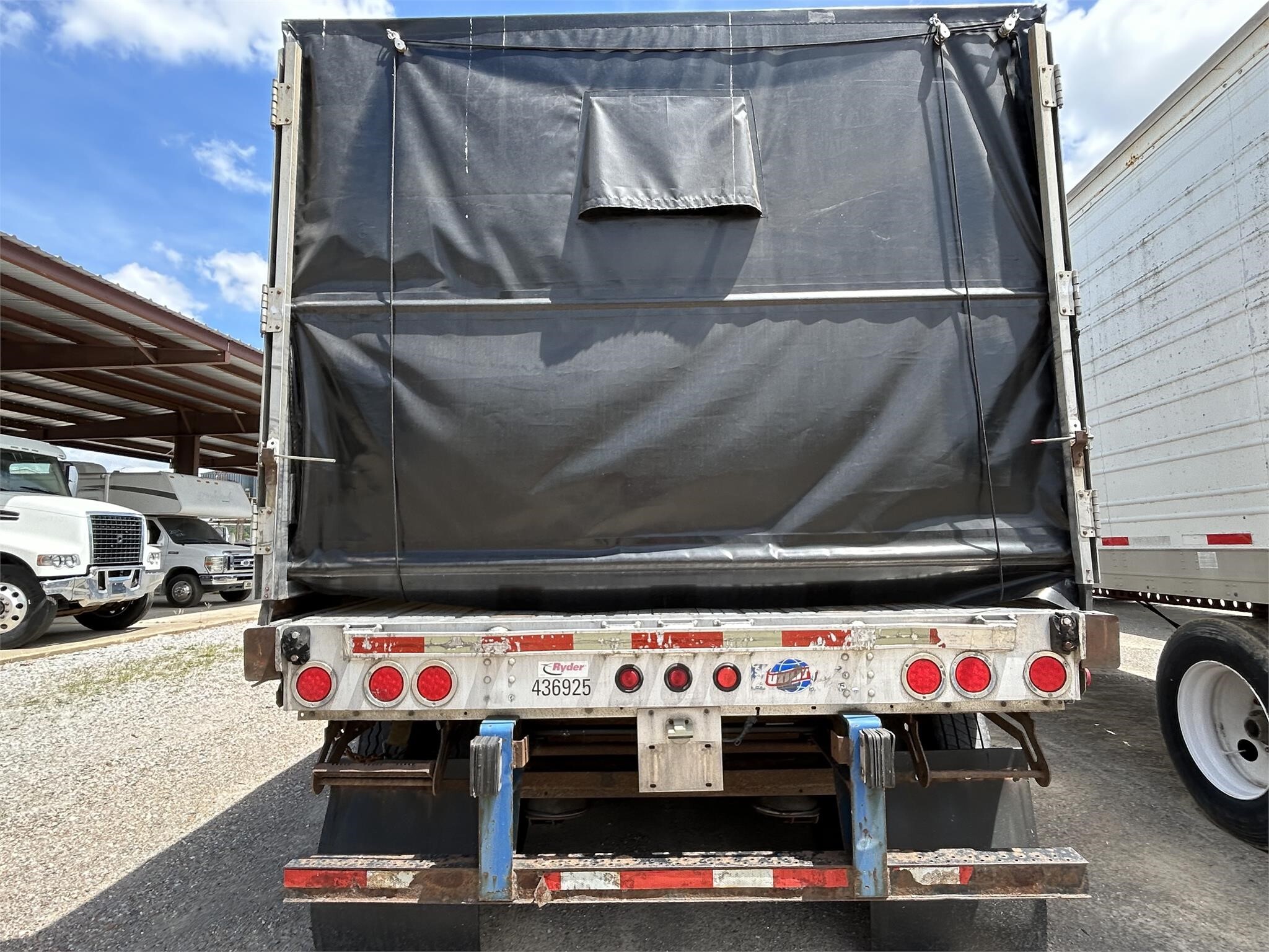 2006 Utility 48 FT COVERED WAGON Box Trucks/Trailer