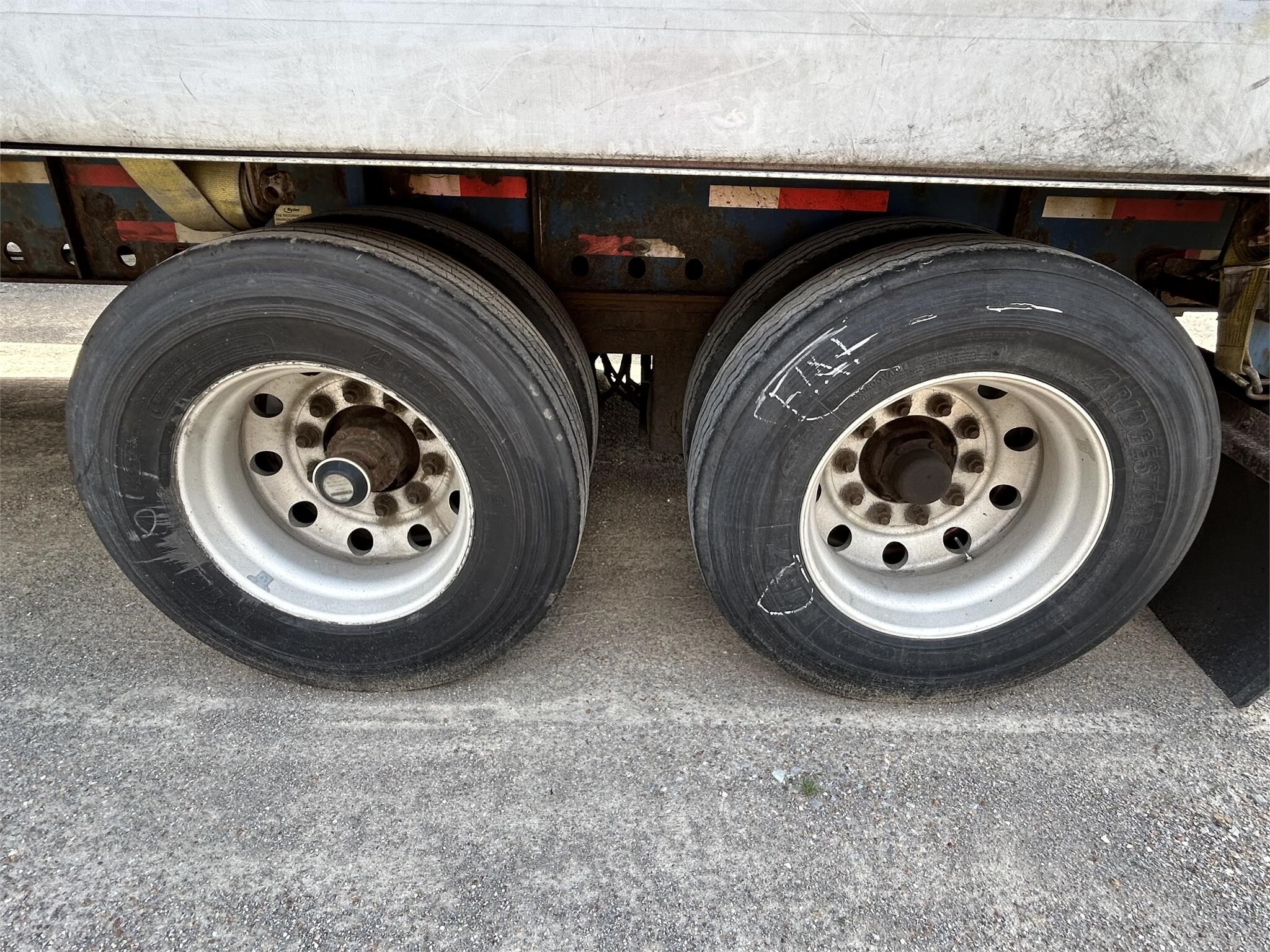 2006 Utility 48 FT COVERED WAGON Box Trucks/Trailer