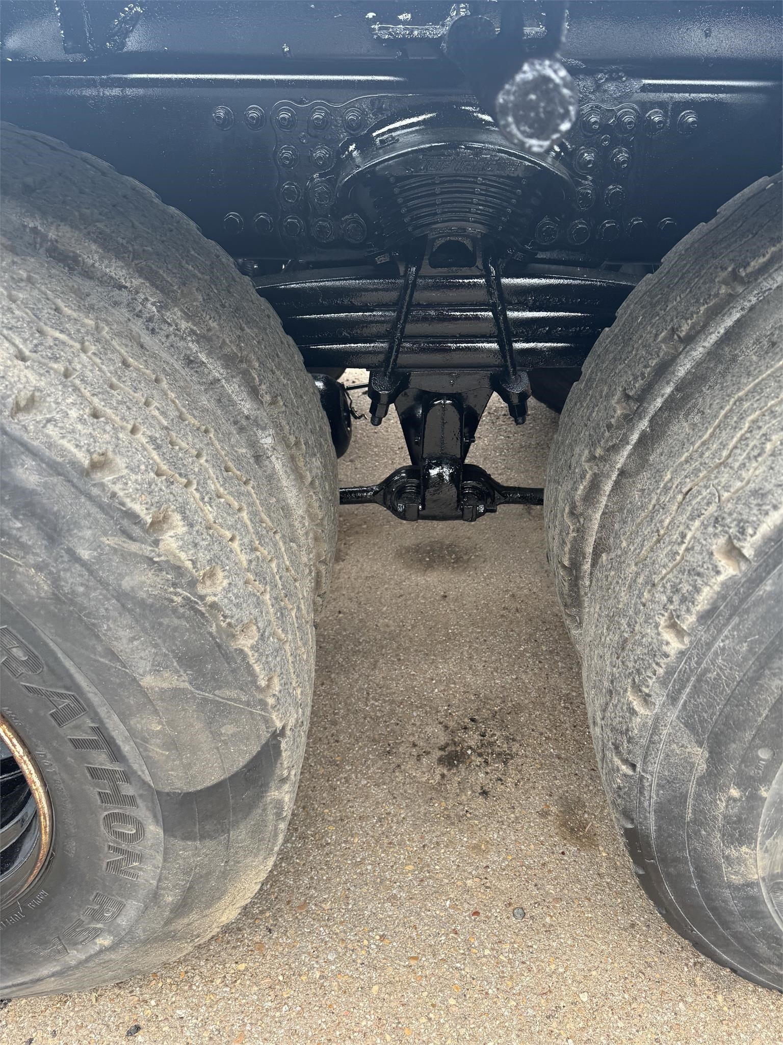 2017 Mack PINNACLE CXU613 Semi Trucks/Trailer