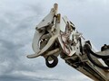 2006 Altec DM47TR Crane