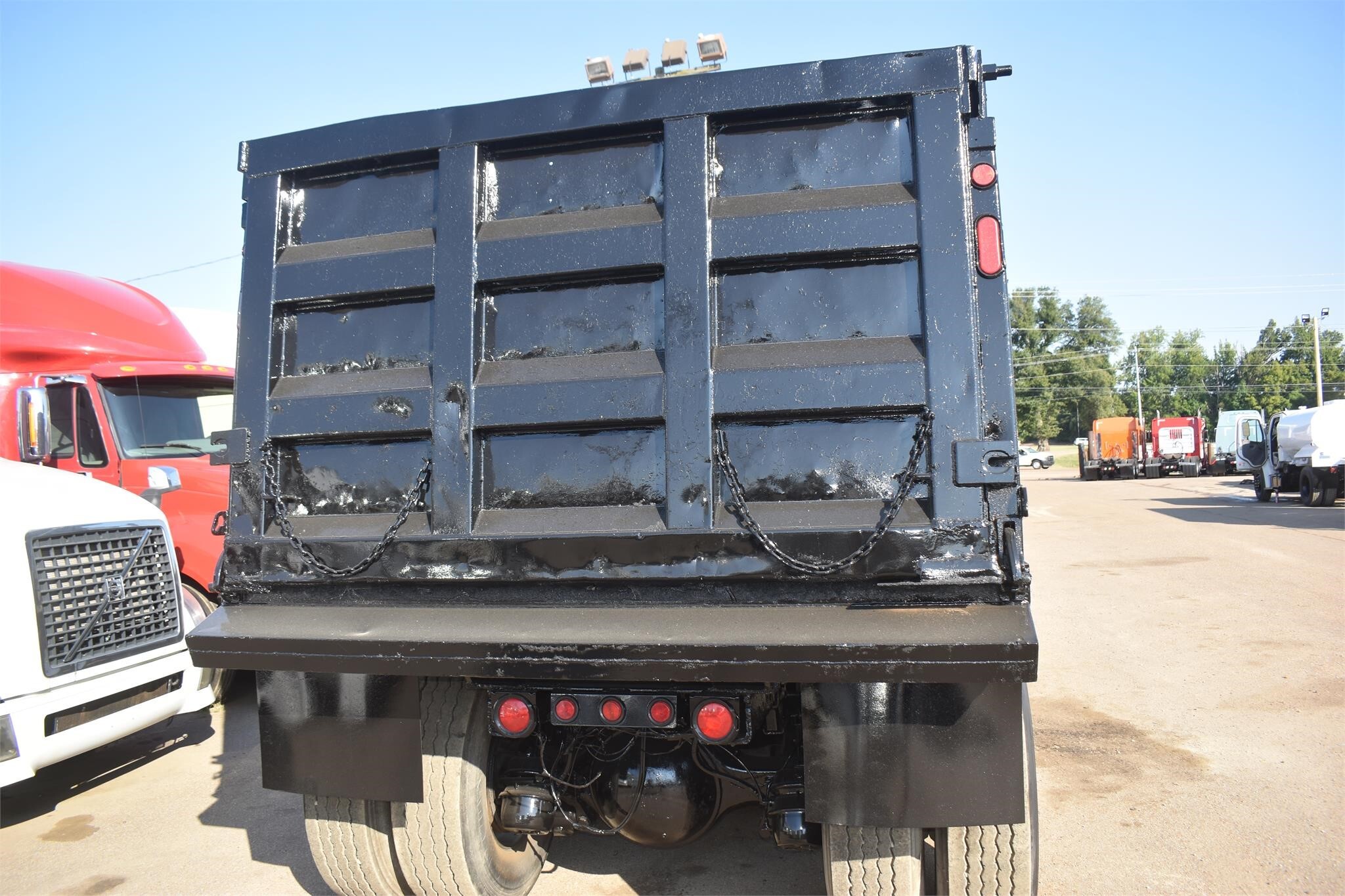 2005 Mack Granite CV713 Dump Trucks/Trailer